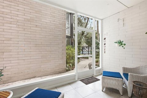 Condo in Winter Park, Florida, 2 bedrooms  № 2386032 - photo 22