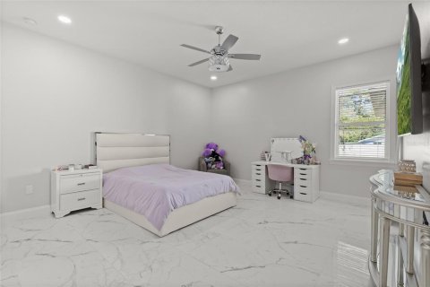 Villa ou maison à vendre à Apopka, Floride: 5 chambres, 320.98 m2 № 2120744 - photo 20