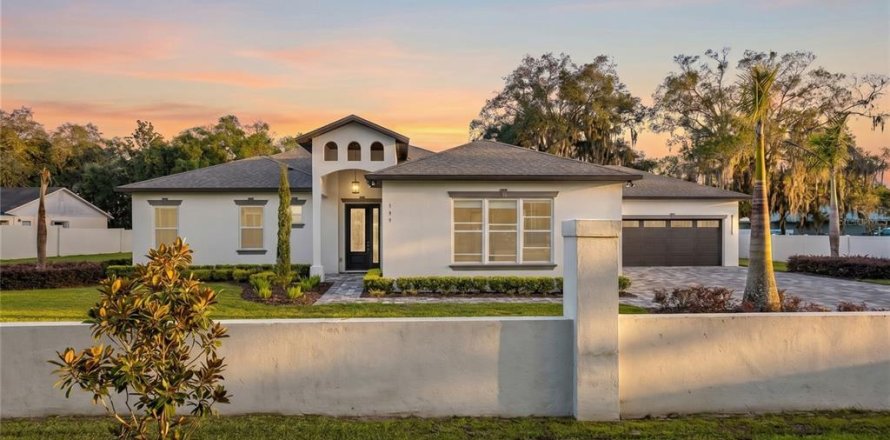 Villa ou maison à Apopka, Floride 5 chambres, 320.98 m2 № 2120744