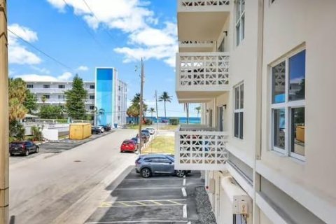 Condominio en venta en Hollywood, Florida, 2 dormitorios, 99.22 m2 № 2193241 - foto 5