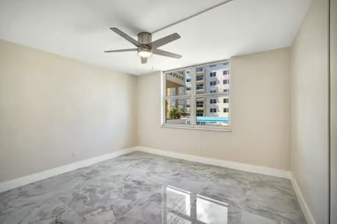 Condominio en venta en Hollywood, Florida, 2 dormitorios, 99.22 m2 № 2193241 - foto 10