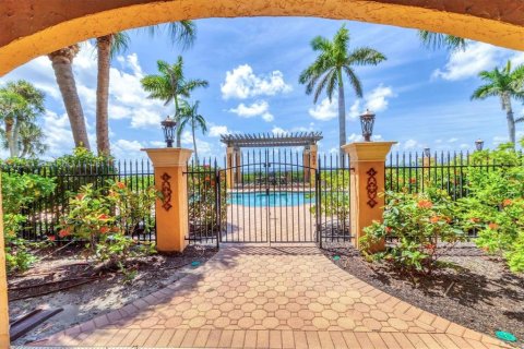 Casa en alquiler en Bradenton, Florida, 4 dormitorios, 342.72 m2 № 1905819 - foto 29