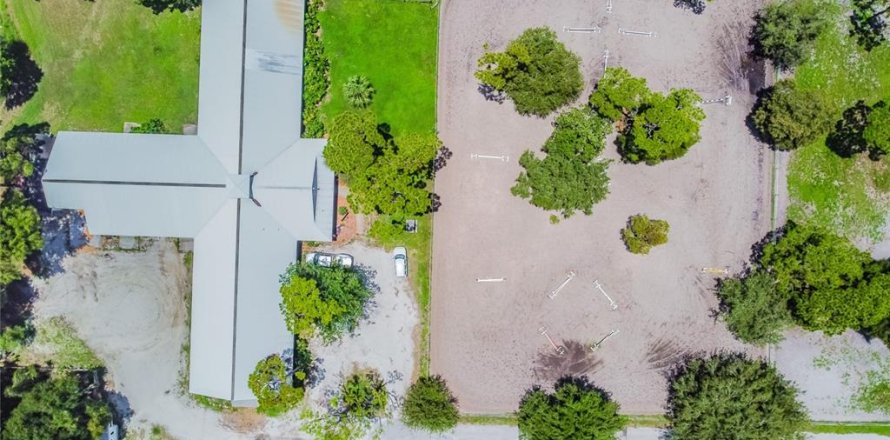Villa ou maison à Tarpon Springs, Floride 4 chambres, 362.32 m2 № 1520004