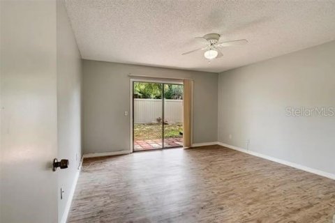 Condo in Clearwater, Florida, 2 bedrooms  № 1608831 - photo 15