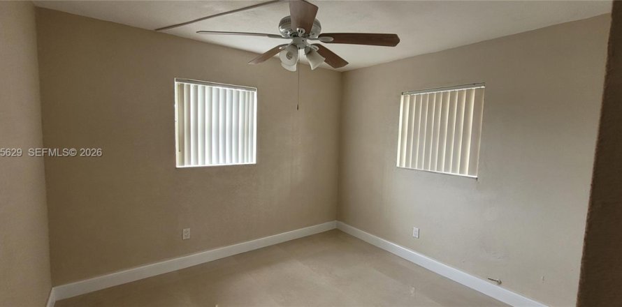 Condo in Miami, Florida, 2 bedrooms  № 2385269