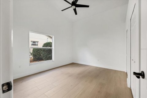 House in Bradenton, Florida 3 bedrooms, 207.54 sq.m. № 1569948 - photo 27