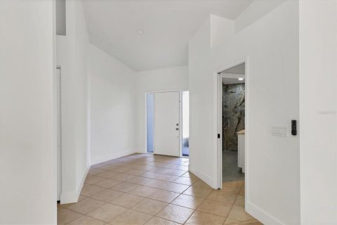 House in Bradenton, Florida 3 bedrooms, 207.54 sq.m. № 1569948 - photo 6