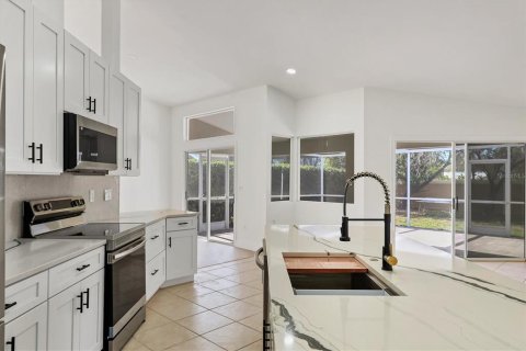 House in Bradenton, Florida 3 bedrooms, 207.54 sq.m. № 1569948 - photo 13