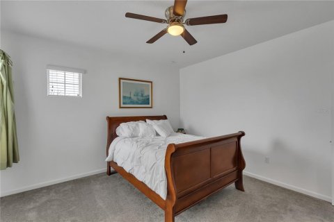 House in Davenport, Florida 6 bedrooms, 337.14 sq.m. № 1769965 - photo 30