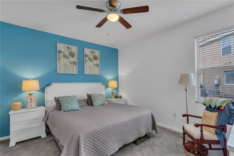 House in Davenport, Florida 6 bedrooms, 337.14 sq.m. № 1769965 - photo 21