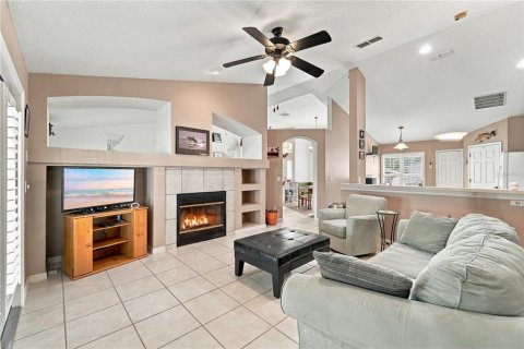 House in DeLand, Florida 3 bedrooms, 161.84 sq.m. № 2396798 - photo 10