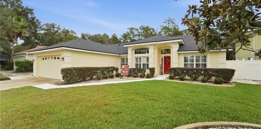 House in DeLand, Florida 3 bedrooms, 161.84 sq.m. № 2396798