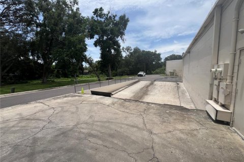 Commercial property in Brandon, Florida 11750.09 sq.m. № 1900620 - photo 22