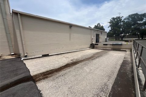 Commercial property in Brandon, Florida 11750.09 sq.m. № 1900620 - photo 20