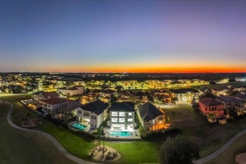 Casa en venta en Four Corners, Florida, 10 dormitorios, 740.06 m2 № 2122713 - foto 7