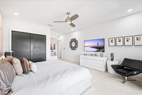 Casa en venta en Four Corners, Florida, 10 dormitorios, 740.06 m2 № 2122713 - foto 28