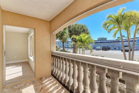 Copropriété à louer à Sarasota, Floride: 1 chambre, 71.16 m2 № 2213332 - photo 3