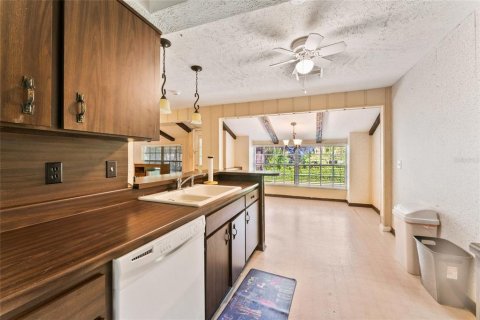 House in Wesley Chapel, Florida 3 bedrooms, 160.72 sq.m. № 1855743 - photo 26