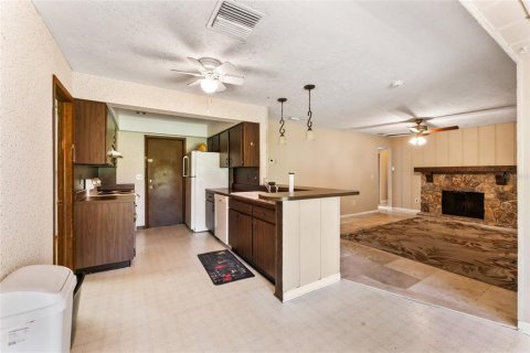 House in Wesley Chapel, Florida 3 bedrooms, 160.72 sq.m. № 1855743 - photo 24