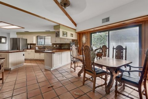 Villa ou maison à vendre à Oak Hill, Floride: 3 chambres, 279.91 m2 № 2138935 - photo 14