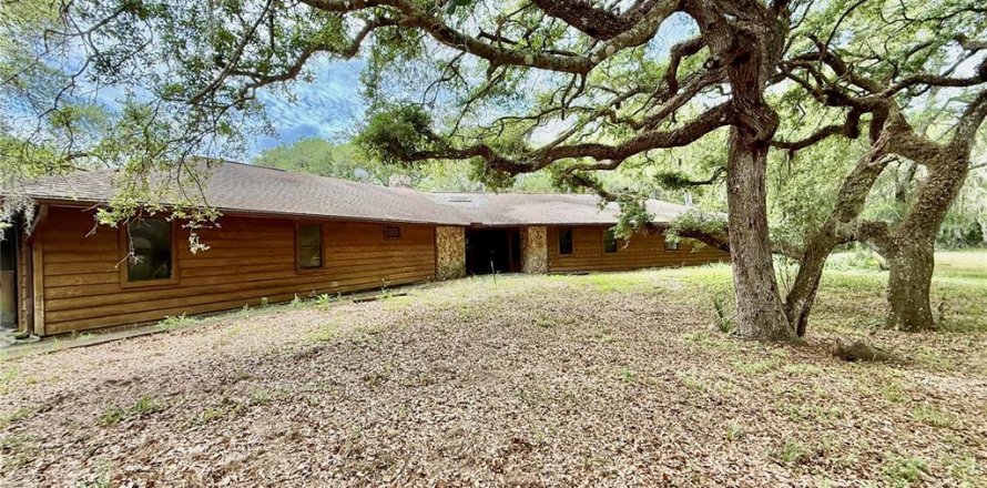 Villa ou maison à Oak Hill, Floride 3 chambres, 279.91 m2 № 2138935