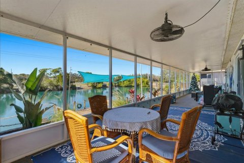 Villa ou maison à vendre à Holiday, Floride: 3 chambres, 120.87 m2 № 2141914 - photo 27