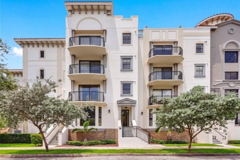 Copropriété à vendre à Coral Gables, Floride: 2 chambres, 190.36 m2 № 2397953 - photo 2