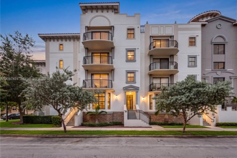 Copropriété à vendre à Coral Gables, Floride: 2 chambres, 190.36 m2 № 2397953 - photo 4