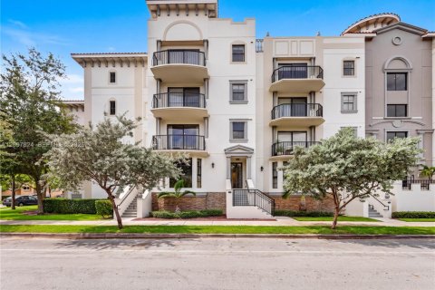 Copropriété à vendre à Coral Gables, Floride: 2 chambres, 190.36 m2 № 2397953 - photo 5