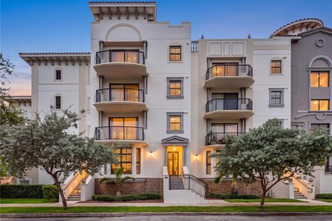 Condo à Coral Gables, Floride, 2 chambres  № 2397953