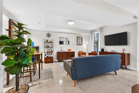 Copropriété à vendre à Coral Gables, Floride: 2 chambres, 190.36 m2 № 2397953 - photo 23