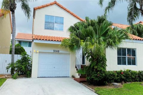 Villa ou maison à Hollywood, Floride 3 chambres, 137.4 m2 № 2368424