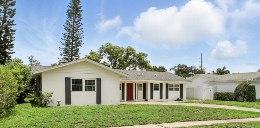 Casa en Orlando, Florida 3 dormitorios, 160.44 m2 № 1791400