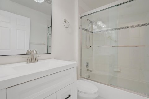 Villa ou maison à vendre à Boynton Beach, Floride: 3 chambres, 161.84 m2 № 2077888 - photo 17
