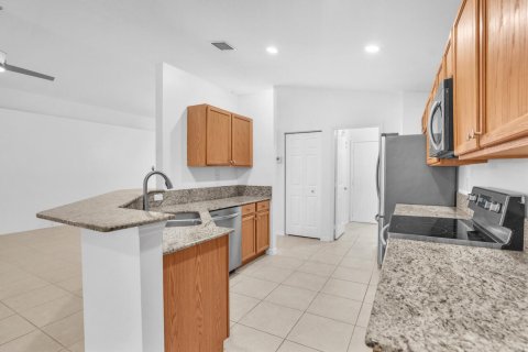 Villa ou maison à vendre à Boynton Beach, Floride: 3 chambres, 161.84 m2 № 2077888 - photo 7