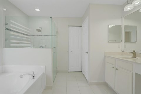 Villa ou maison à vendre à Boynton Beach, Floride: 3 chambres, 161.84 m2 № 2077888 - photo 12