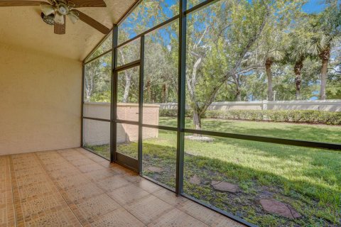 Villa ou maison à vendre à Boynton Beach, Floride: 3 chambres, 161.84 m2 № 2077888 - photo 24