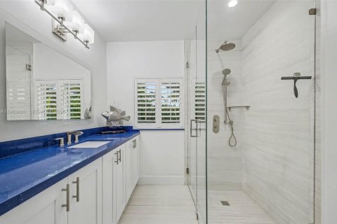 House in Palmetto Bay, Florida 6 bedrooms, 311.5 sq.m. № 2010974 - photo 16