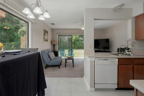 Touwnhouse à vendre à Clearwater, Floride: 2 chambres, 104.05 m2 № 1616818 - photo 9