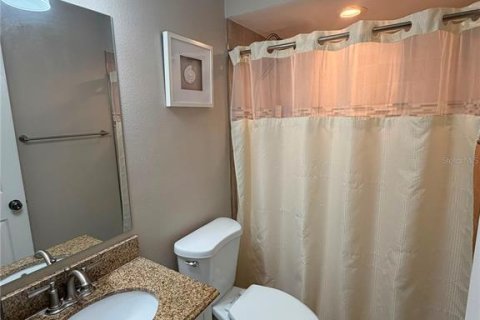 House in Brandon, Florida 3 bedrooms, 120.77 sq.m. № 2239385 - photo 21