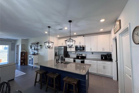 House in Groveland, Florida 5 bedrooms, 218.78 sq.m. № 1637949 - photo 12