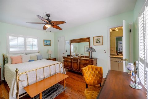 House in Brandon, Florida 3 bedrooms, 121.05 sq.m. № 1750745 - photo 24