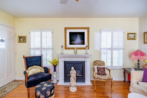 House in Brandon, Florida 3 bedrooms, 121.05 sq.m. № 1750745 - photo 8