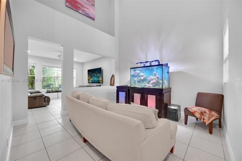 Adosado en venta en Coral Springs, Florida, 3 dormitorios, 210.42 m2 № 2036523 - foto 8