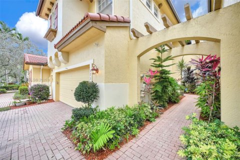 Adosado en venta en Coral Springs, Florida, 3 dormitorios, 210.42 m2 № 2036523 - foto 6