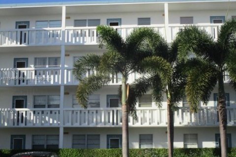Condo in Boca Raton, Florida, 2 bedrooms  № 1936758 - photo 3