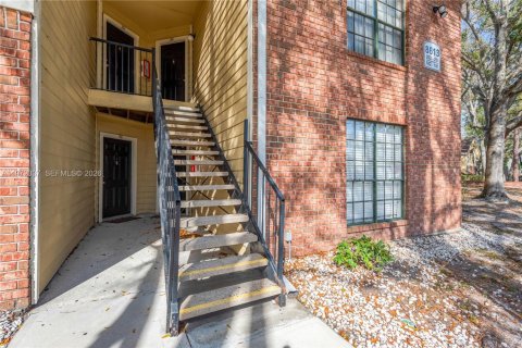 Copropriété à vendre à Tampa, Floride: 2 chambres, 95.41 m2 № 2042280 - photo 20