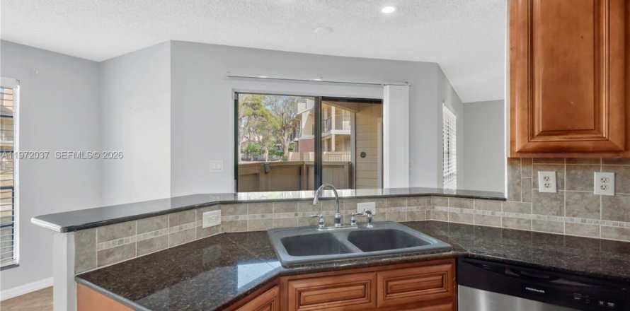 Condo à Tampa, Floride, 2 chambres  № 2042280