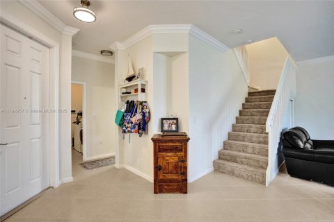 House in Boynton Beach, Florida 4 bedrooms, 195.19 sq.m. № 1661462 - photo 5