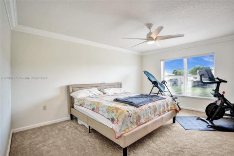 House in Boynton Beach, Florida 4 bedrooms, 195.19 sq.m. № 1661462 - photo 15